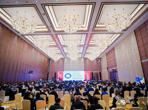 鹿山金屬覆膜粘接材料解決方案亮相行業(yè)盛會